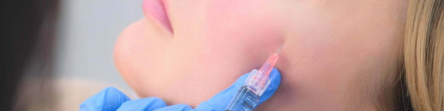 aumento o relleno de pómulos en la clínica de medicina estética Dra Elena Berezo