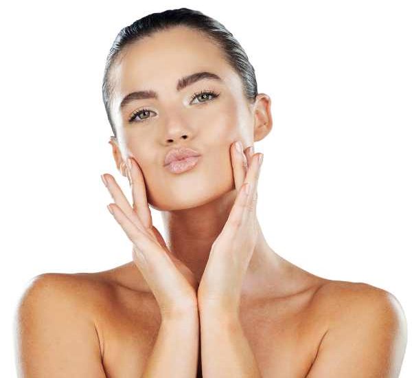 hidratación labios con ácido hialurónico en la clínica de medicina estética de la Dra Elena Berezo