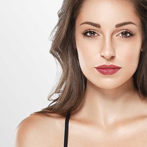 Liposucción papada en la clínica de medicina estética en Madrid de la Dra Elena Berezo