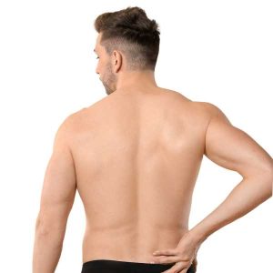 Tratamiento eliminar la grasa espalda en la clínica de medicina estética de la Dra Elena Berezo