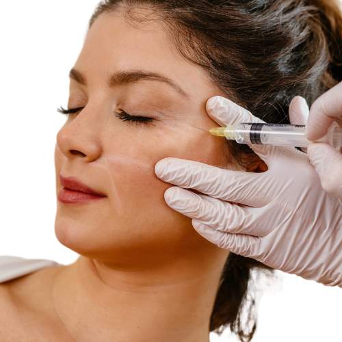 quitar arrugas en frente entrecejo y patas de gallo en Clínica de medicina Estética Elena Berezo