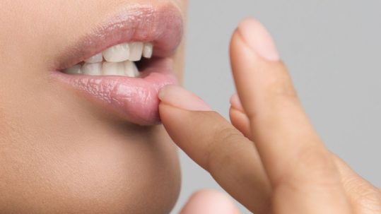 perfilado y relleno de labios en la clinica de medicina estetica EB en Madrid