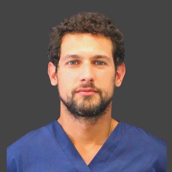 Alejandro Valenzuela Clinica Medicina Estetica EB