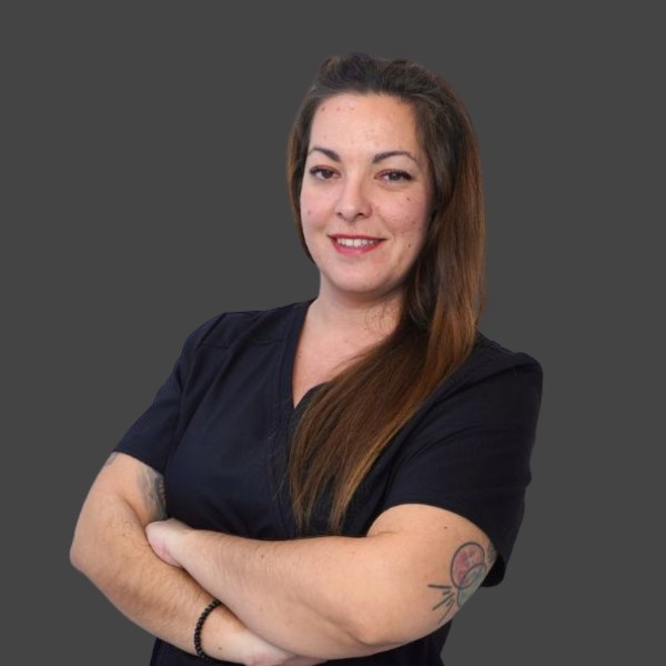 Cristina Tecnico auxiliar clinica capilar velazquez