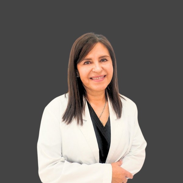 Dra Claudia Larrarte Clinica Capilar Velazquez
